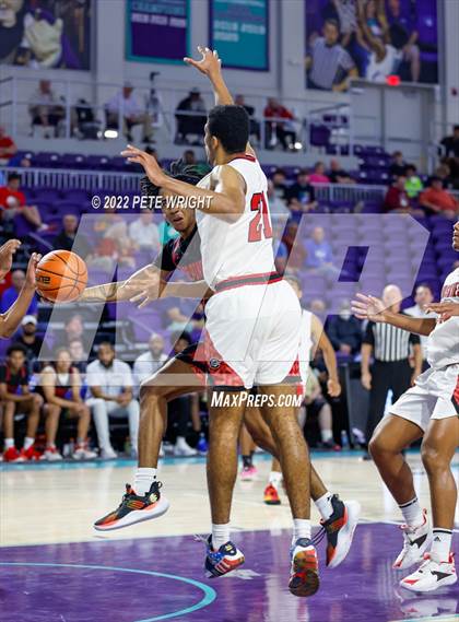 Thumbnail 1 in Archbishop Stepinac vs Centennial (City of Palms Classic) photogallery.