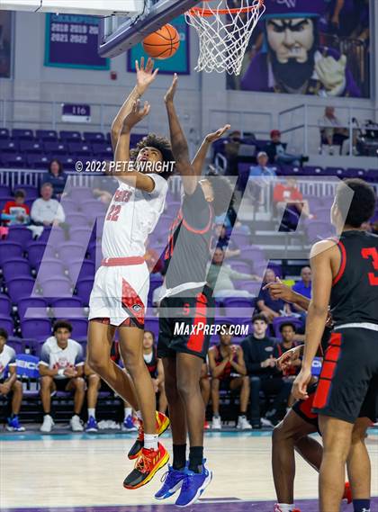 Thumbnail 3 in Archbishop Stepinac vs Centennial (City of Palms Classic) photogallery.