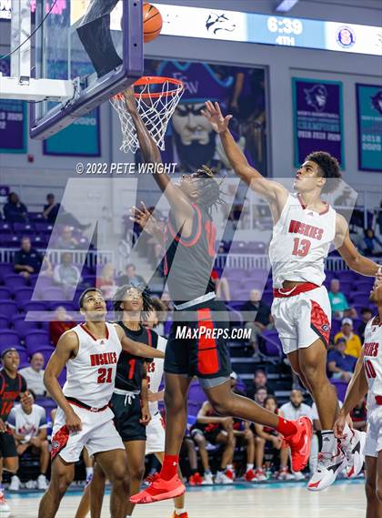 Thumbnail 2 in Archbishop Stepinac vs Centennial (City of Palms Classic) photogallery.
