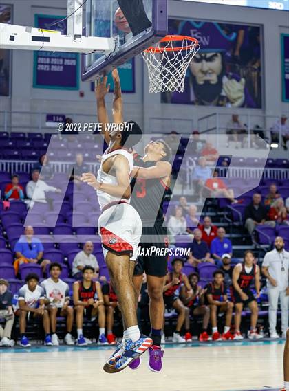 Thumbnail 1 in Archbishop Stepinac vs Centennial (City of Palms Classic) photogallery.