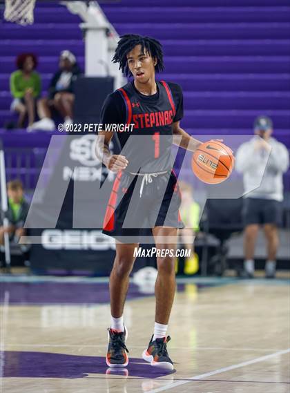 Thumbnail 3 in Archbishop Stepinac vs Centennial (City of Palms Classic) photogallery.