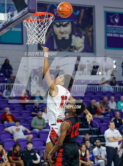 Thumbnail 3 in Archbishop Stepinac vs Centennial (City of Palms Classic) photogallery.
