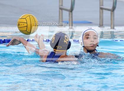 Thumbnail 2 in Orange Glen @ Mira Mesa photogallery.
