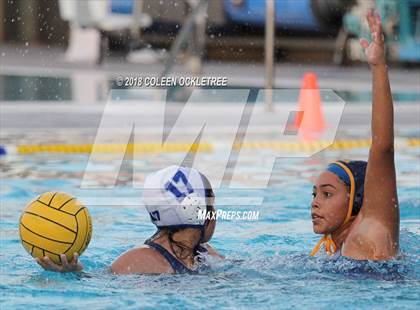 Thumbnail 3 in Orange Glen @ Mira Mesa photogallery.