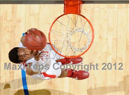 Thumbnail 1 in Mater Dei vs. Bullard (CIF D1 SoCal Regional Final) photogallery.