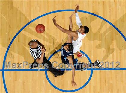 Thumbnail 2 in Mater Dei vs. Bullard (CIF D1 SoCal Regional Final) photogallery.