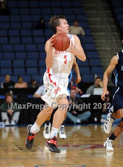 Thumbnail 2 in Mater Dei vs. Bullard (CIF D1 SoCal Regional Final) photogallery.