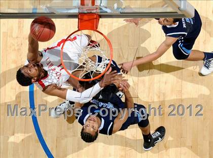 Thumbnail 2 in Mater Dei vs. Bullard (CIF D1 SoCal Regional Final) photogallery.