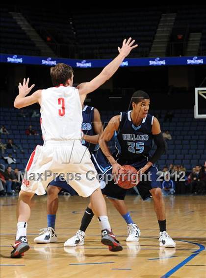 Thumbnail 1 in Mater Dei vs. Bullard (CIF D1 SoCal Regional Final) photogallery.