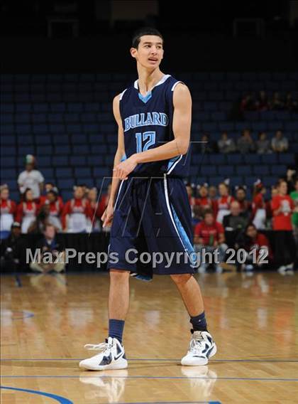 Thumbnail 3 in Mater Dei vs. Bullard (CIF D1 SoCal Regional Final) photogallery.
