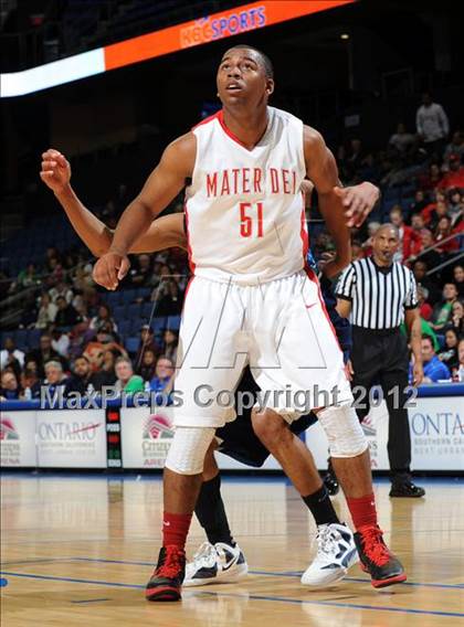 Thumbnail 2 in Mater Dei vs. Bullard (CIF D1 SoCal Regional Final) photogallery.