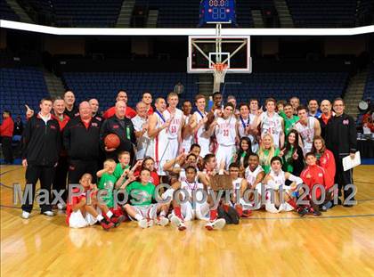 Thumbnail 1 in Mater Dei vs. Bullard (CIF D1 SoCal Regional Final) photogallery.