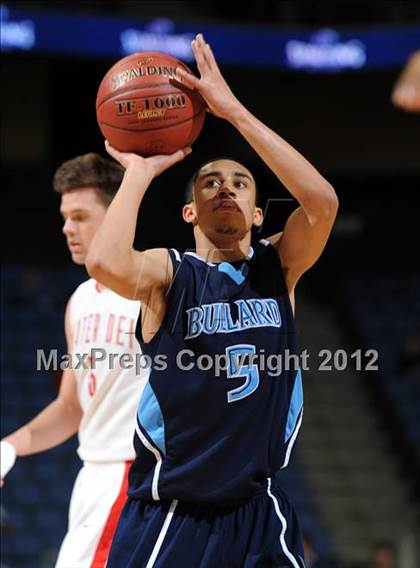 Thumbnail 1 in Mater Dei vs. Bullard (CIF D1 SoCal Regional Final) photogallery.