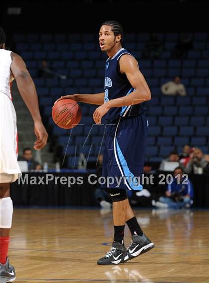 Thumbnail 1 in Mater Dei vs. Bullard (CIF D1 SoCal Regional Final) photogallery.