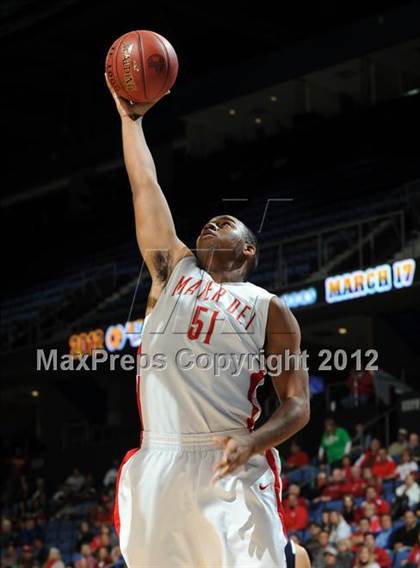 Thumbnail 3 in Mater Dei vs. Bullard (CIF D1 SoCal Regional Final) photogallery.