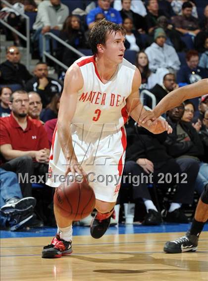 Thumbnail 3 in Mater Dei vs. Bullard (CIF D1 SoCal Regional Final) photogallery.