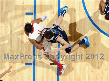 Thumbnail 2 in Mater Dei vs. Bullard (CIF D1 SoCal Regional Final) photogallery.