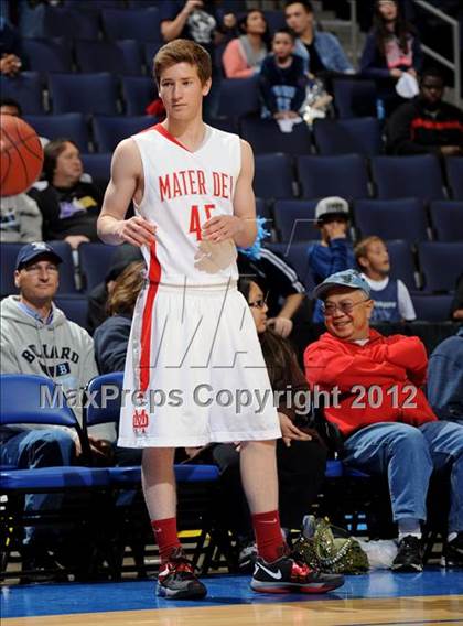 Thumbnail 1 in Mater Dei vs. Bullard (CIF D1 SoCal Regional Final) photogallery.