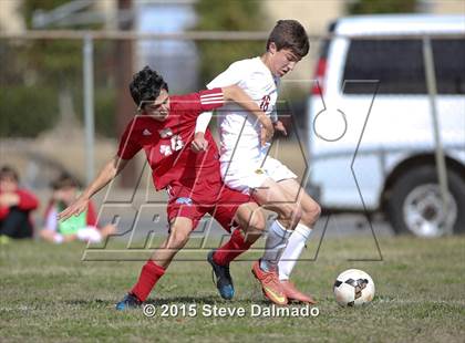 Thumbnail 2 in Archbishop Rummel vs. Brother Martin photogallery.