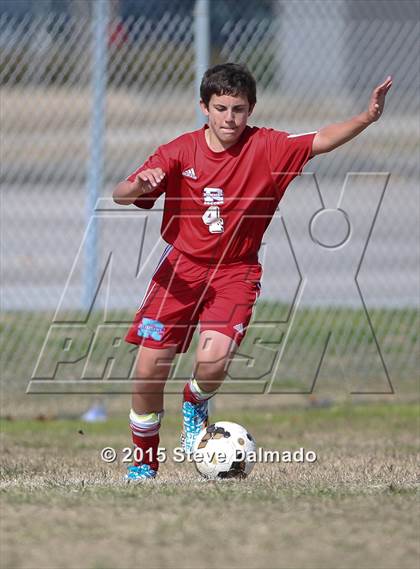 Thumbnail 3 in Archbishop Rummel vs. Brother Martin photogallery.