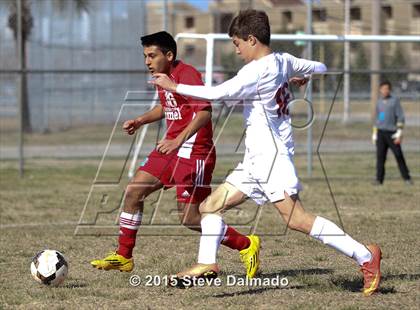 Thumbnail 3 in Archbishop Rummel vs. Brother Martin photogallery.