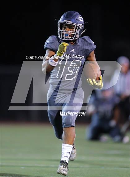 Thumbnail 2 in Sierra Canyon vs Valencia photogallery.