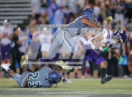 Thumbnail 2 in Sierra Canyon vs Valencia photogallery.