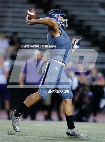 Thumbnail 2 in Sierra Canyon vs Valencia photogallery.