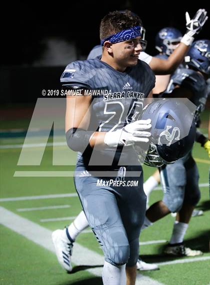 Thumbnail 3 in Sierra Canyon vs Valencia photogallery.