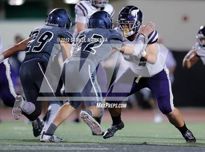Thumbnail 3 in Sierra Canyon vs Valencia photogallery.