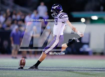 Thumbnail 2 in Sierra Canyon vs Valencia photogallery.