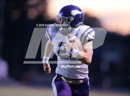 Thumbnail 3 in Sierra Canyon vs Valencia photogallery.