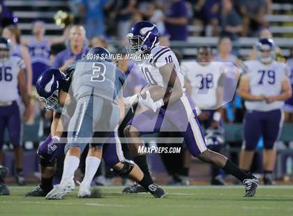 Thumbnail 1 in Sierra Canyon vs Valencia photogallery.