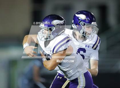 Thumbnail 2 in Sierra Canyon vs Valencia photogallery.