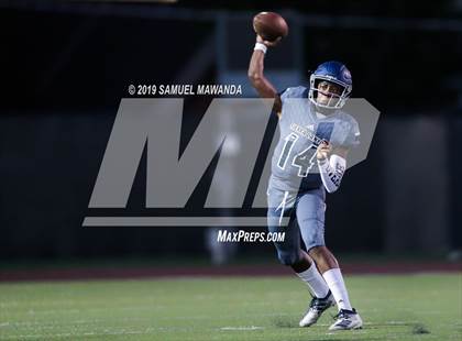 Thumbnail 1 in Sierra Canyon vs Valencia photogallery.