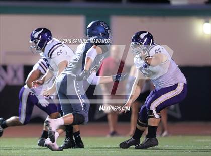 Thumbnail 2 in Sierra Canyon vs Valencia photogallery.
