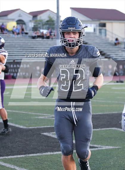 Thumbnail 3 in Sierra Canyon vs Valencia photogallery.