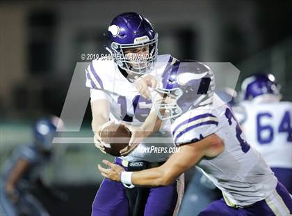 Thumbnail 1 in Sierra Canyon vs Valencia photogallery.
