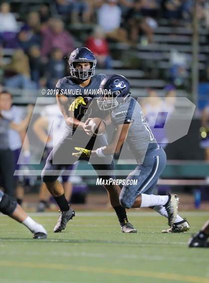 Thumbnail 1 in Sierra Canyon vs Valencia photogallery.