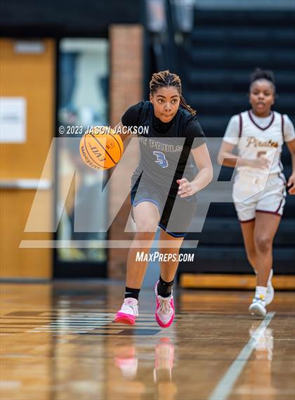 Thumbnail 1 in Lumberton vs St. Pauls (Robeson County Shoot-out) photogallery.