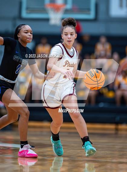 Thumbnail 1 in Lumberton vs St. Pauls (Robeson County Shoot-out) photogallery.