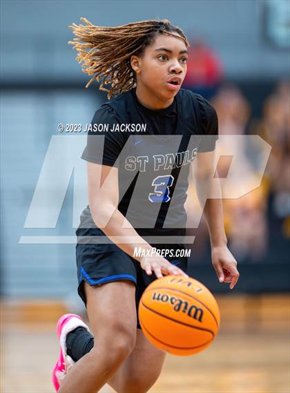 Thumbnail 2 in Lumberton vs St. Pauls (Robeson County Shoot-out) photogallery.