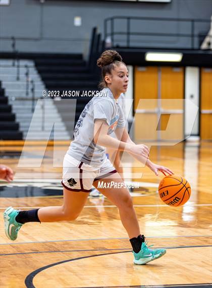 Thumbnail 2 in Lumberton vs St. Pauls (Robeson County Shoot-out) photogallery.