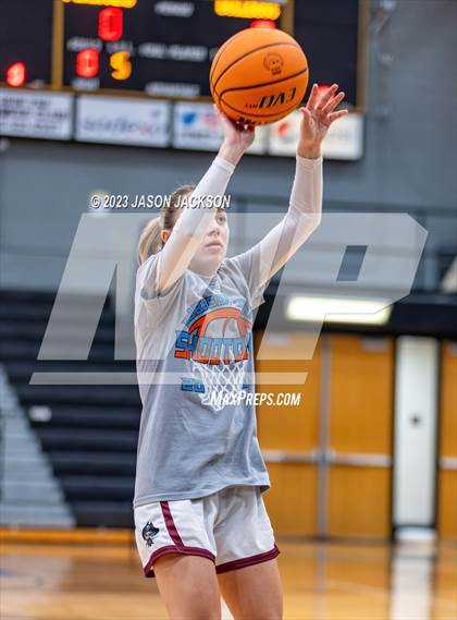 Thumbnail 3 in Lumberton vs St. Pauls (Robeson County Shoot-out) photogallery.