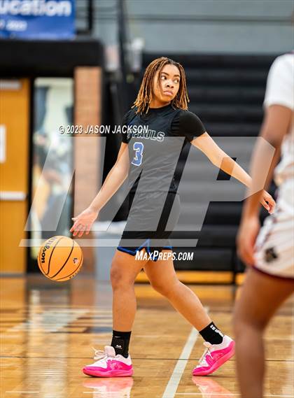 Thumbnail 3 in Lumberton vs St. Pauls (Robeson County Shoot-out) photogallery.