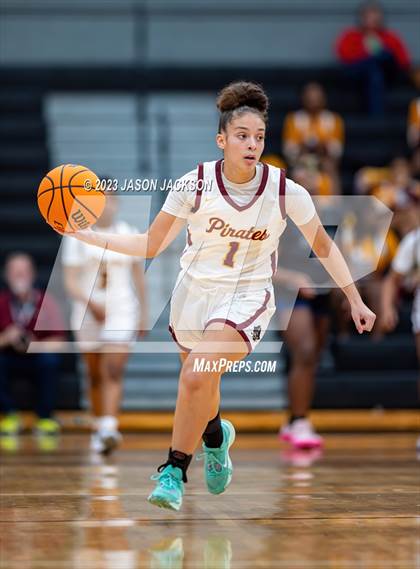 Thumbnail 3 in Lumberton vs St. Pauls (Robeson County Shoot-out) photogallery.