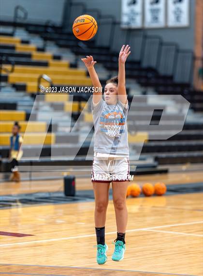 Thumbnail 2 in Lumberton vs St. Pauls (Robeson County Shoot-out) photogallery.