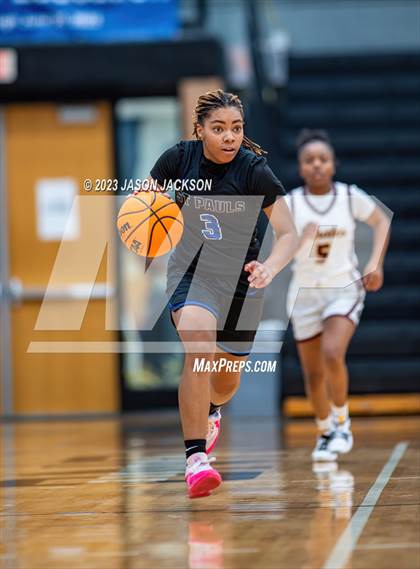 Thumbnail 3 in Lumberton vs St. Pauls (Robeson County Shoot-out) photogallery.