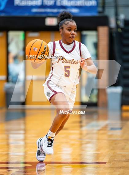 Thumbnail 1 in Lumberton vs St. Pauls (Robeson County Shoot-out) photogallery.