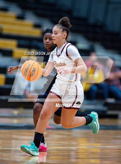 Thumbnail 3 in Lumberton vs St. Pauls (Robeson County Shoot-out) photogallery.